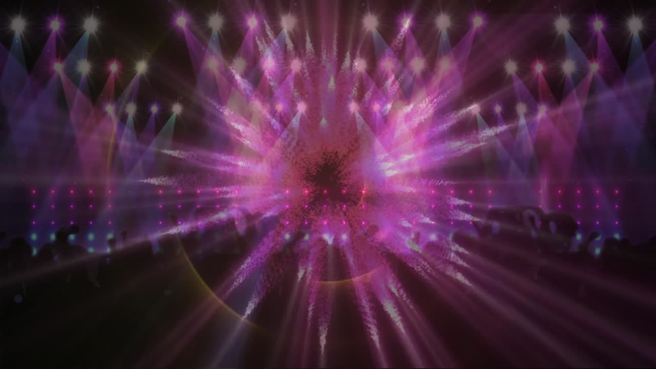 animación digital de ondas de luz girando contra las luces de la discoteca sobre siluetas de personas bailando