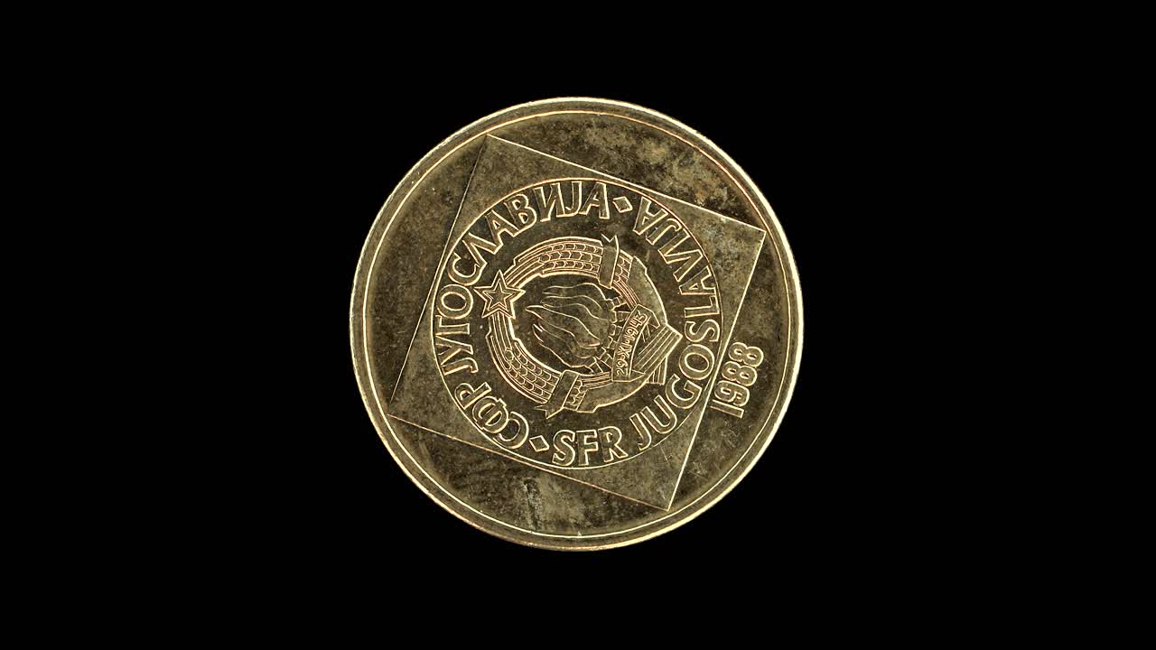 Yugoslavia 1988 100 dinara coin obverse with state emblem inside square border on black background