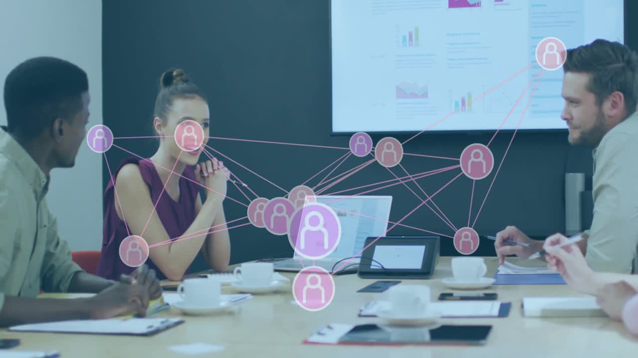 animación de la red de conexiones e iconos sobre personas de negocios en la oficina