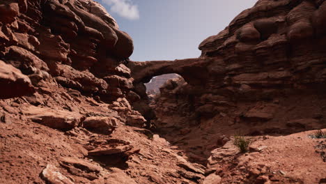 red stone arch in grand canyon park