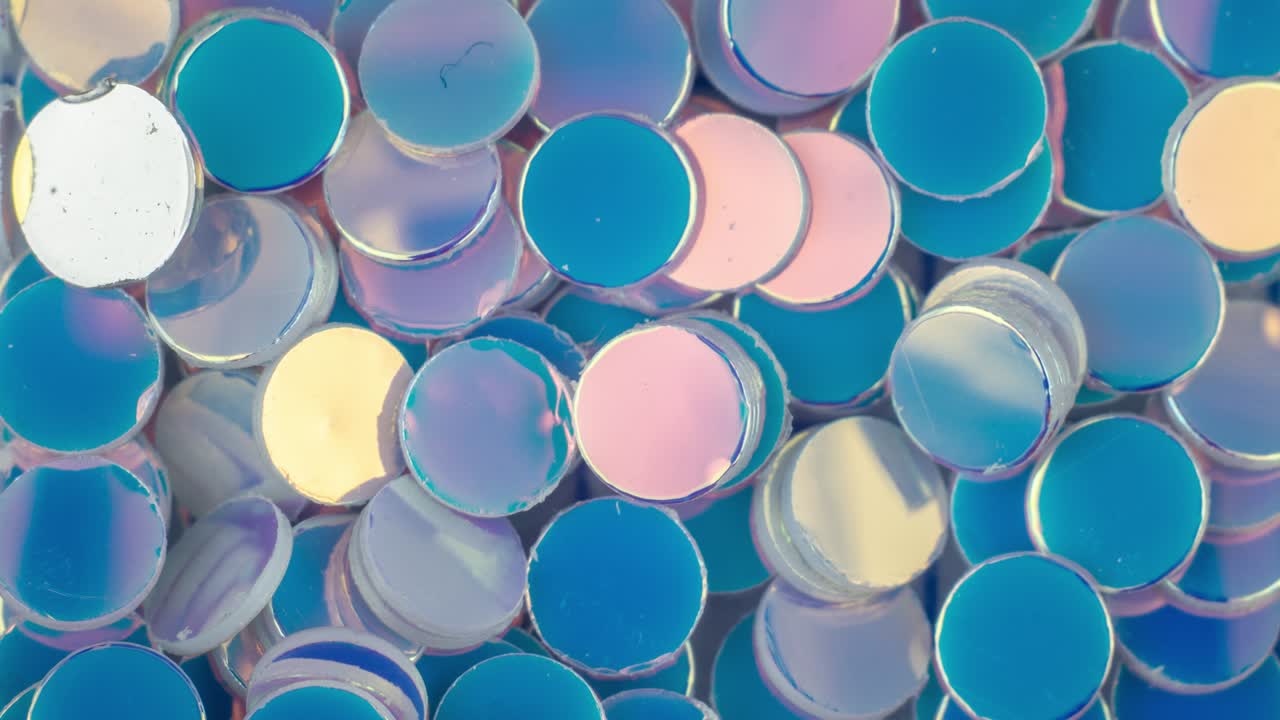 스 모션 애니메이션: 축제 반이는 작은 다채로운 입자 추상적인 애니메이션 배경