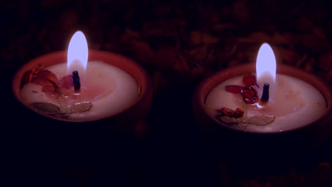 pan dejado a través de diyas o lámparas encendidas para diwali 'festival de la luz', el festival hindú antiguo más importante celebrado que significa la victoria de la luz sobre la oscuridad