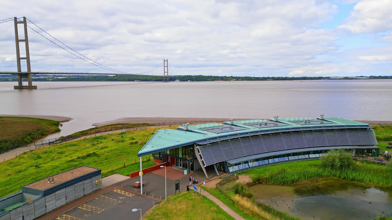 Explore the tranquil Waters' Edge Country Park and Visitor Centre, conveniently located next to the Humber Bridge on the River Humber