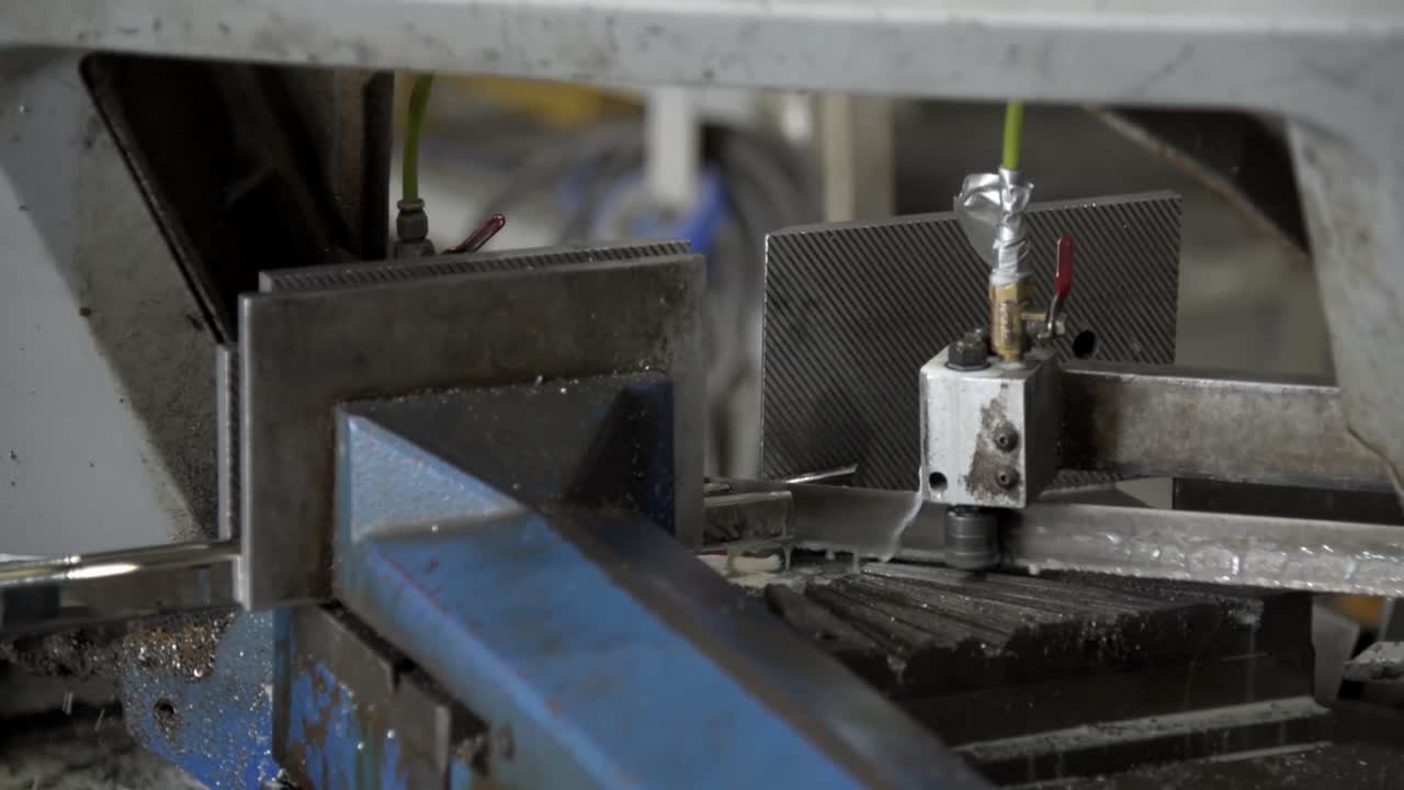 Man cutting and polish stainless steel