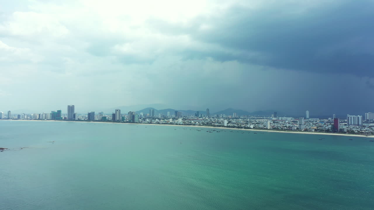 가능성으로 가득 찬 도시