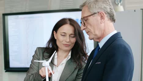 leader listening attentively coworker speech