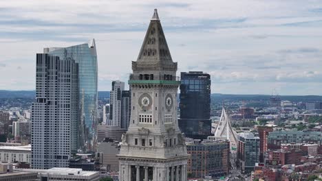 Cinemática-De-La-Torre-De-La-Casa-Personalizada-De-Boston