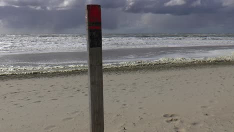 Beach-pole-on-the-North-Sea-coast