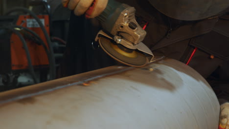 metal pipe grinding and repair