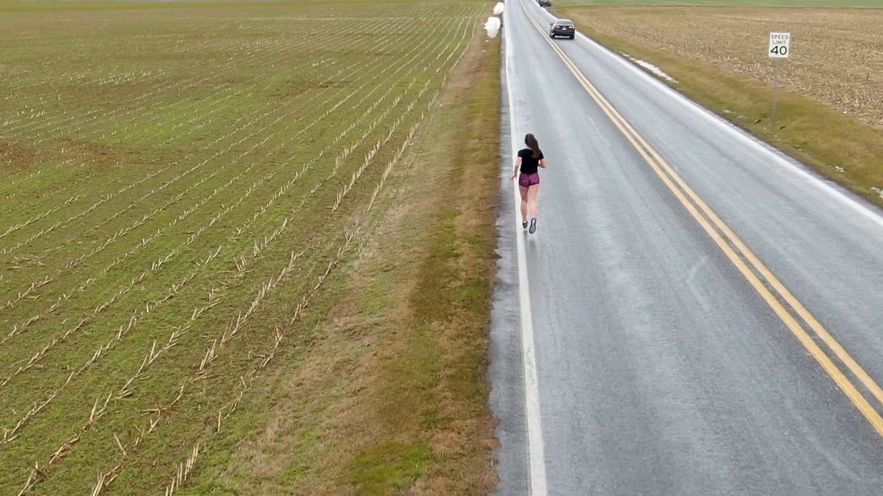 도망, 탈출, 자유 테마