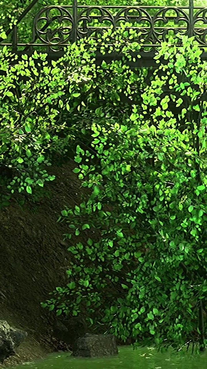 Piante verdi circondano un piccolo ponte sull'acqua in un ambiente naturale