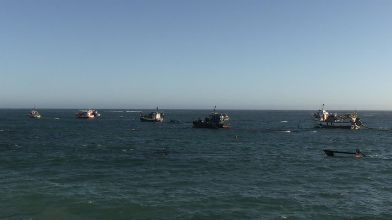 barcos de diamantes en la costa oeste de sudáfrica