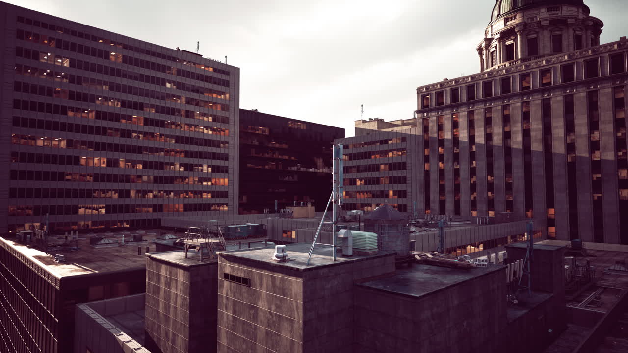 paisaje urbano con rascacielos al atardecer