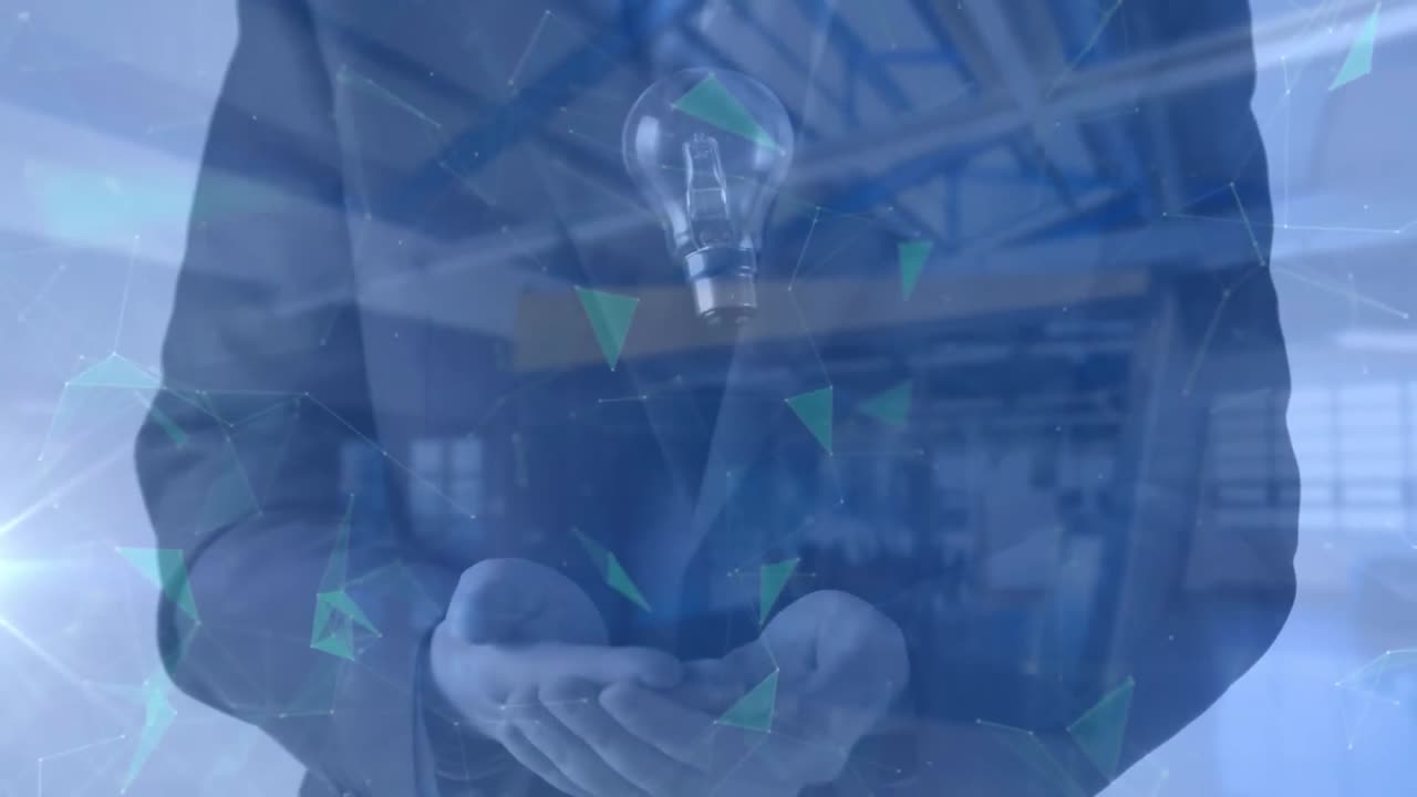 불빛과 초록색 삼각형이 떠다니는 사업가가 전구를 던지고 잡는 애니메이션