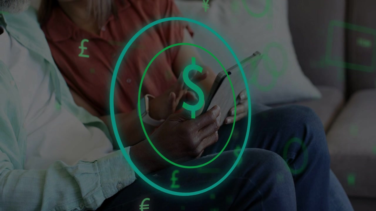 Cerchio color verde acqua che appare sopra un tablet, una coppia che tocca lo schermo mentre anelli animati intorno alle mani mostrano dati finanziari.