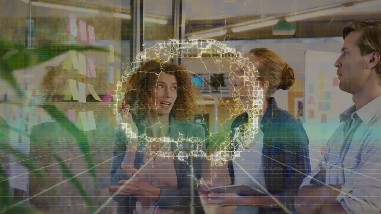 animación del cerebro digital sobre diversas personas de negocios que se reúnen.