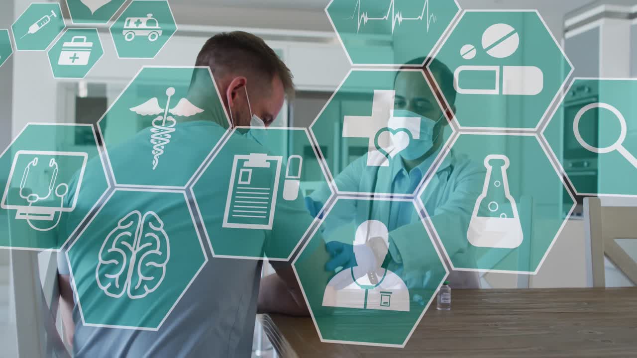 анимация двухрасового мужского врача, вакцинирующего белого мужчину-пациента и иконки.