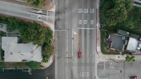 vista aérea de una intersección concurrida