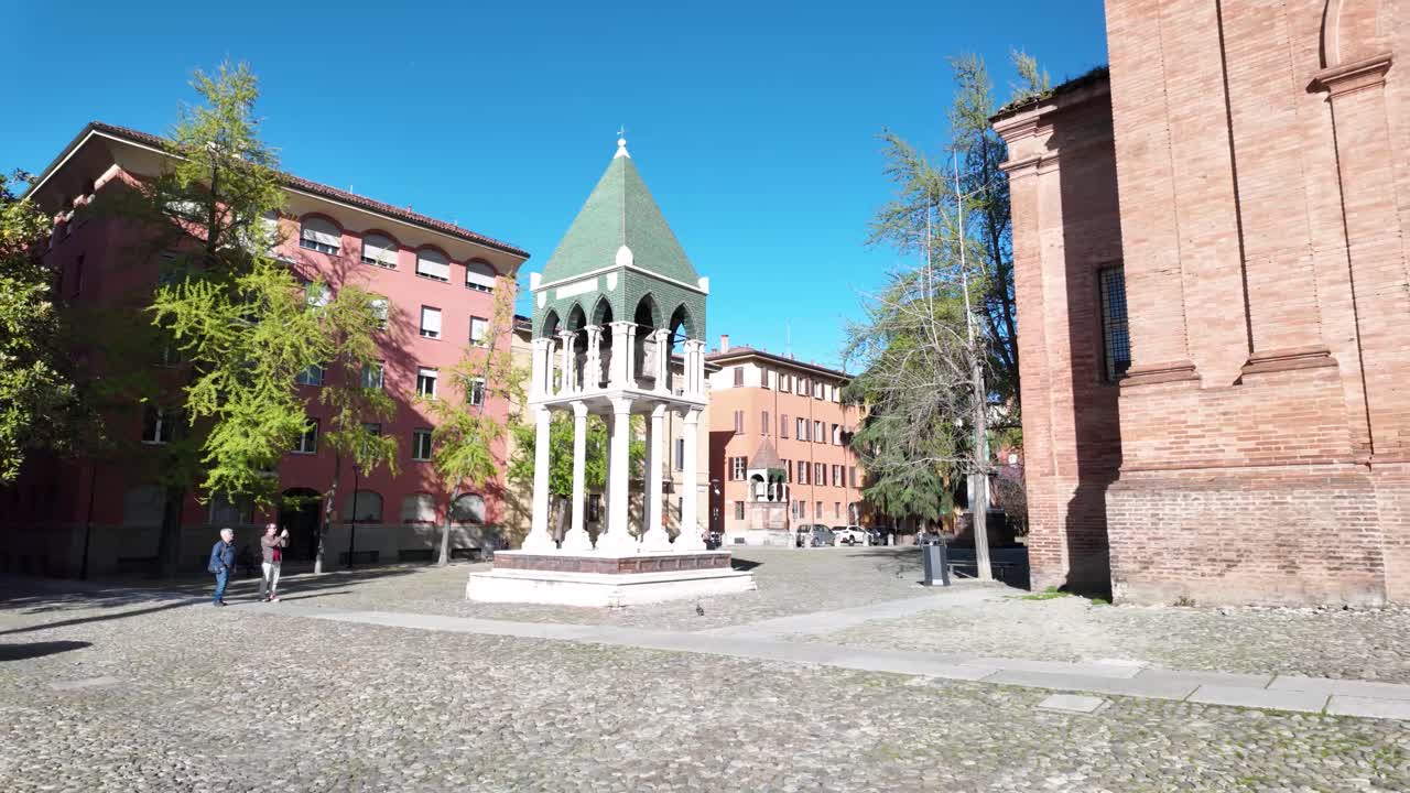 Historic Monument in an Italian City Square on a Sunny Day