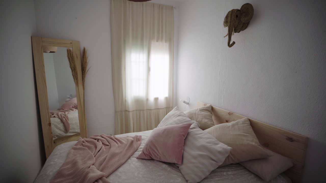 친밀한 아늑한 침실 개인 공간 기숙사