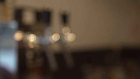 Pull-Focus-on-Beer-Tap