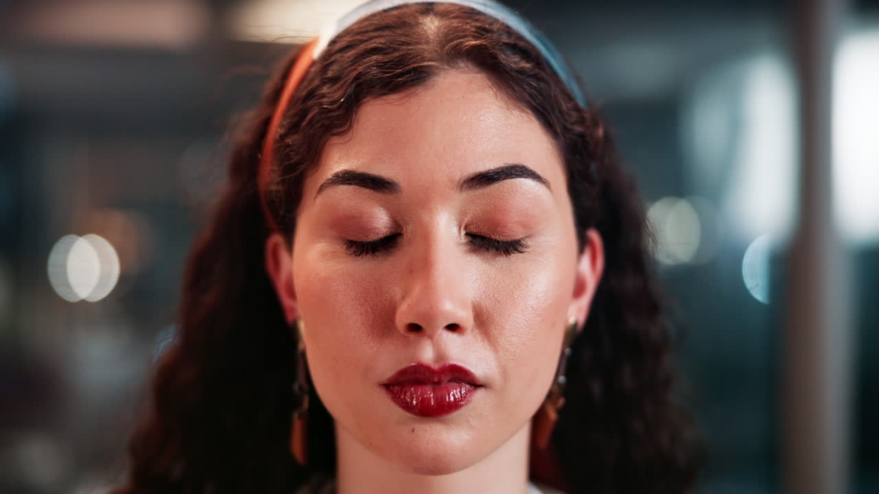 retrato de una mujer feliz