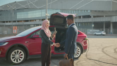 business deal outside electric car