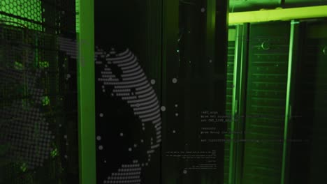 animazione del globo e elaborazione dei dati su server informatici