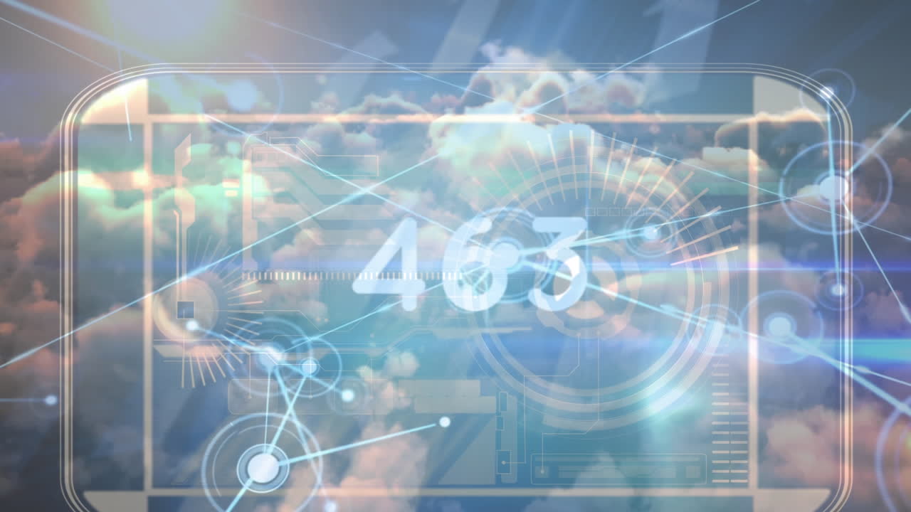 스크린과 클라우드를 통해 연결된 숫자 및 데이터 처리의 애니메이션