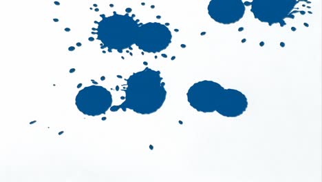 salpicaduras de tinta azul