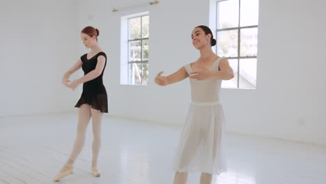 Ballet,-Baile-Y-Mujeres-Juntas-Por-El-Arte