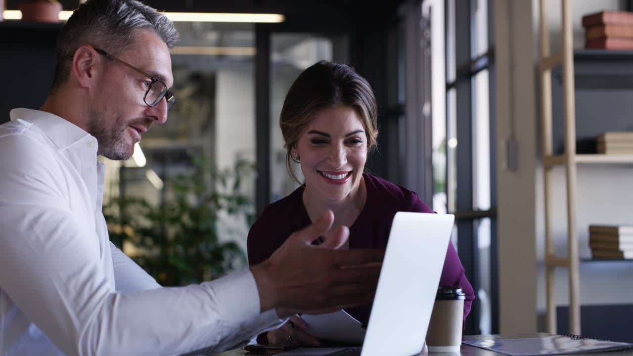 hacer las cosas es lo que mejor hacen.