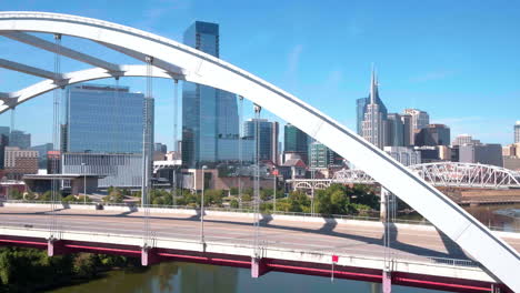 panaramic drone flight looking at the nashville skyline