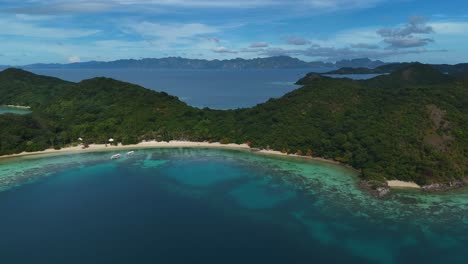 la playa del paraíso de las islas filipinas