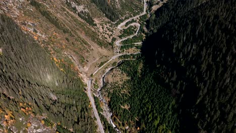 imágenes de drones 4k de la carretera transfagarasan, rumania