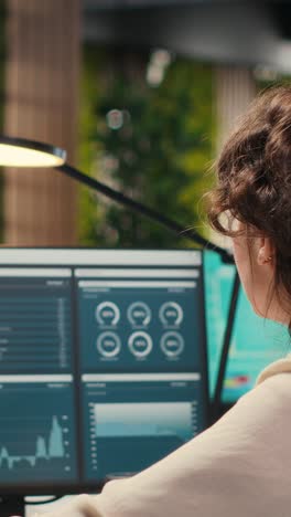 vertical video woman advisor engages in brainstorming sessions and data forecasting