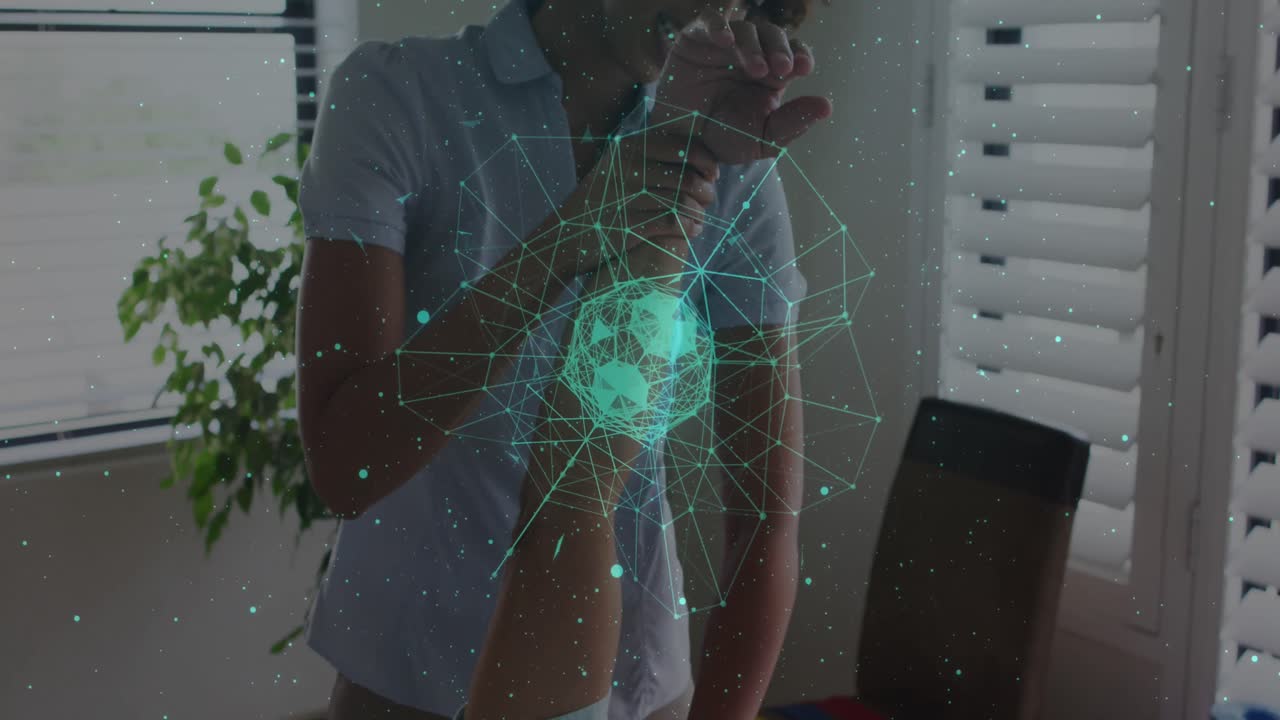 animación del globo de conexiones sobre diversos médicos y pacientes haciendo ejercicio