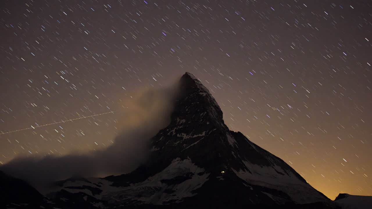 마테호른 별 4k 0 01