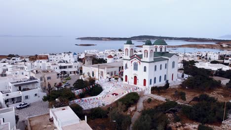 Orthodox-church-on-greek-island