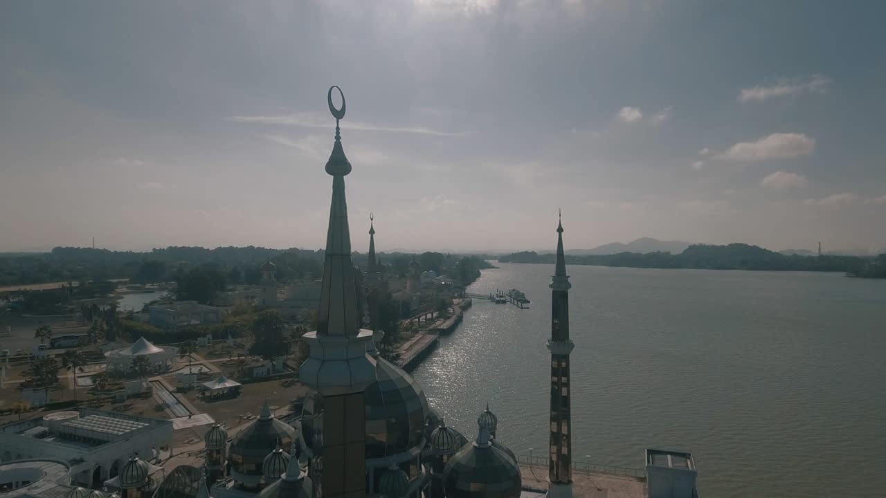 la mezquita de cristal.