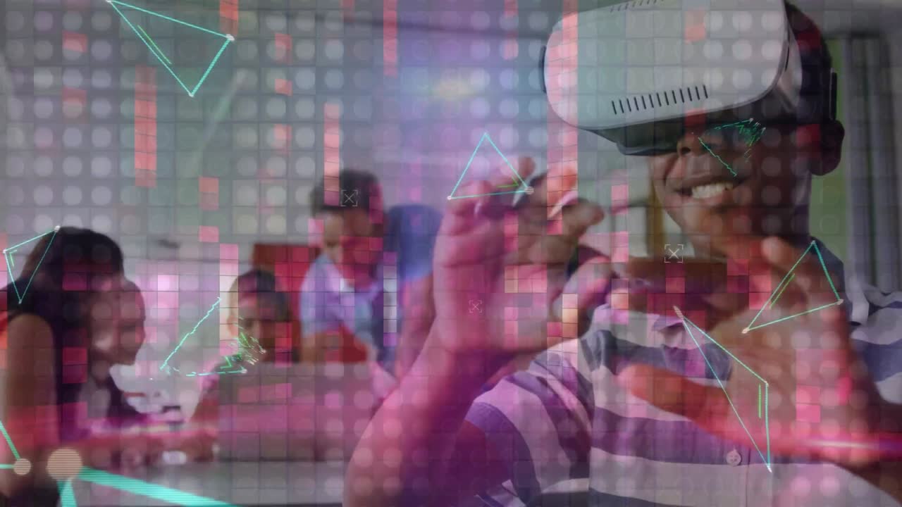 animación de fórmulas matemáticas sobre un escolar afroamericano con auriculares vr