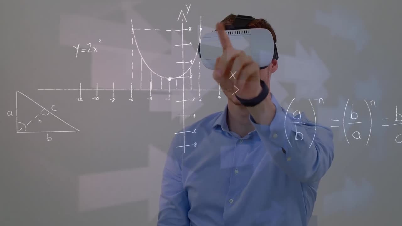 animación de fórmulas matemáticas sobre hombres caucásicos que llevan auriculares vr