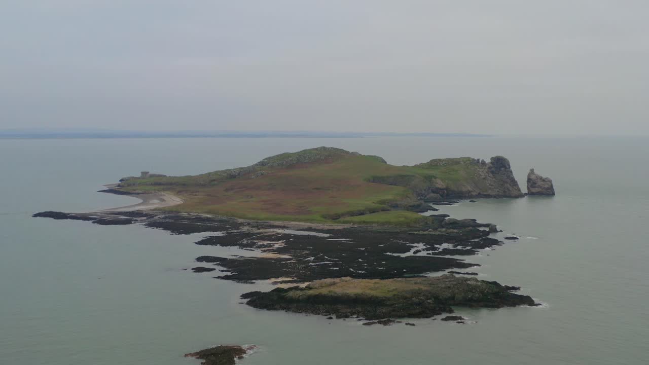 una tranquila isla deshabitada: el ojo de irlanda, howth, dublín, irlanda