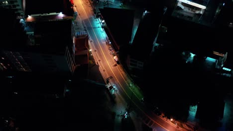 Antena-Noche-Iluminada-Ciudad-Vista-Pathong-Tailandia-Carretera-Horizonte