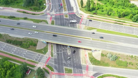 Vista-Aérea-De-Una-Intersección-De-Autopista