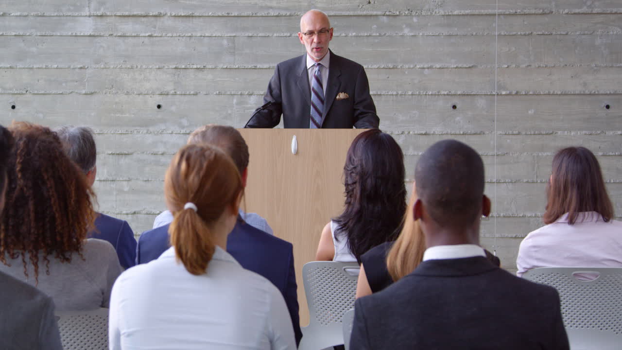 고위 사업가 회의 연설 r3d 촬영