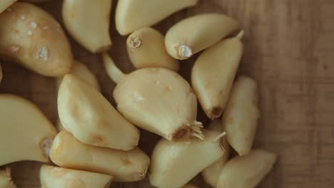chopped garlic