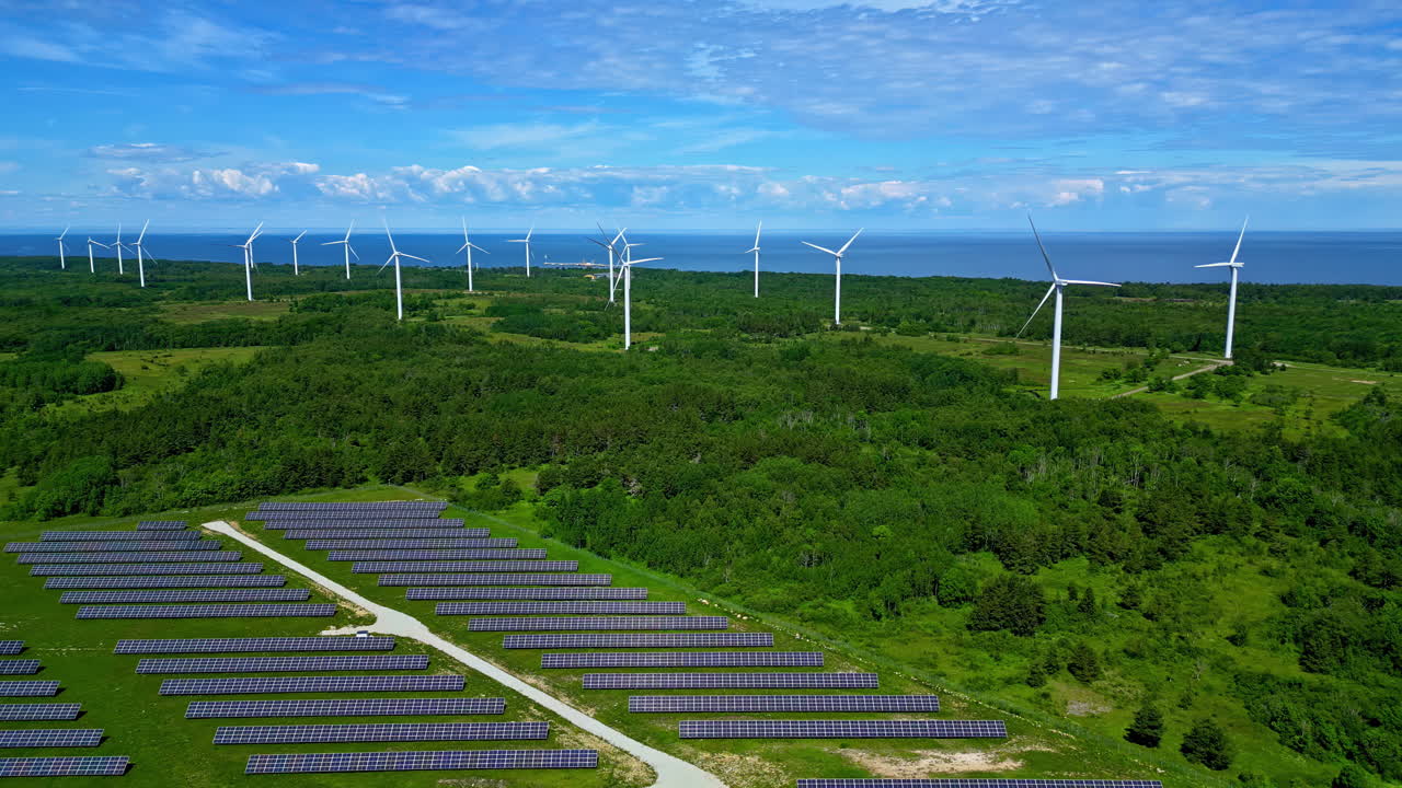 팔디스키 풍력 공원, 풍력 터빈과 태양 패널의 드론 시각