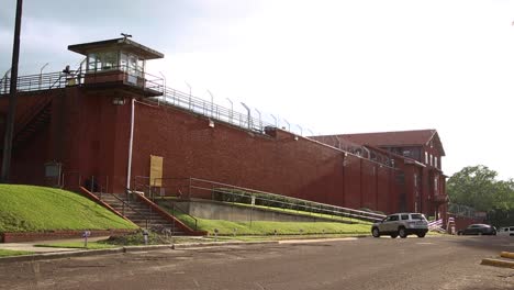 walls unit death row huntsville texas exterior of prison entrance and jail establishing shot