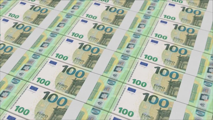 impresión de billetes de 100 euros por una imprenta de dinero